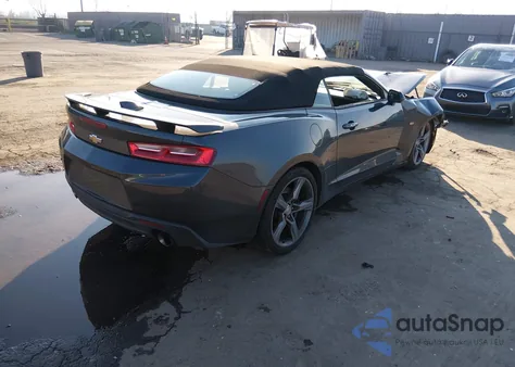 2017 Chevrolet Camaro 1Ss z USA, uszkodzony, nr VIN 1G1FF3D72H0205910